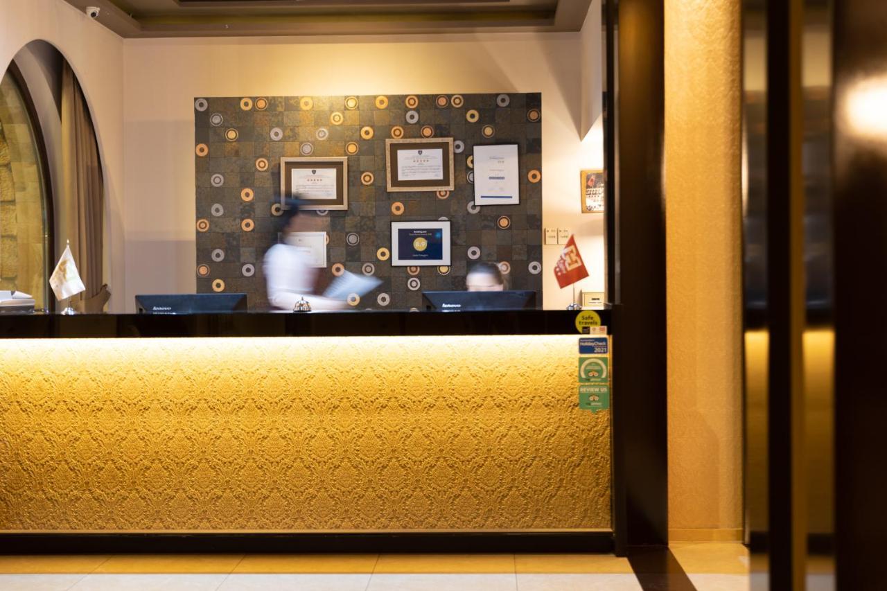 杜卡吉尼酒店 佩奇 外观 照片